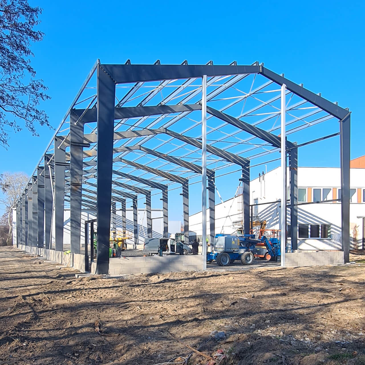 Oceľová konštrukcia haly