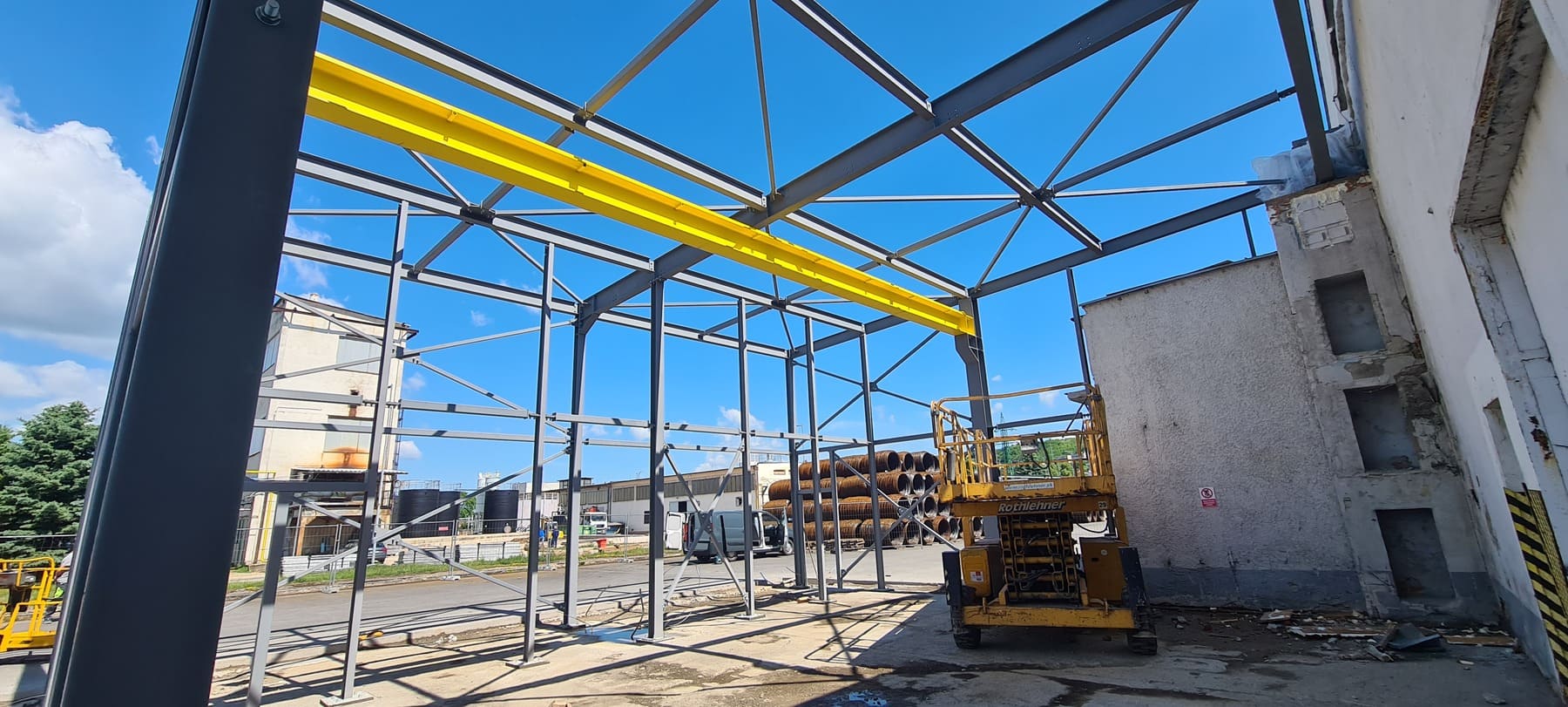 Oceľová konštrukcia haly